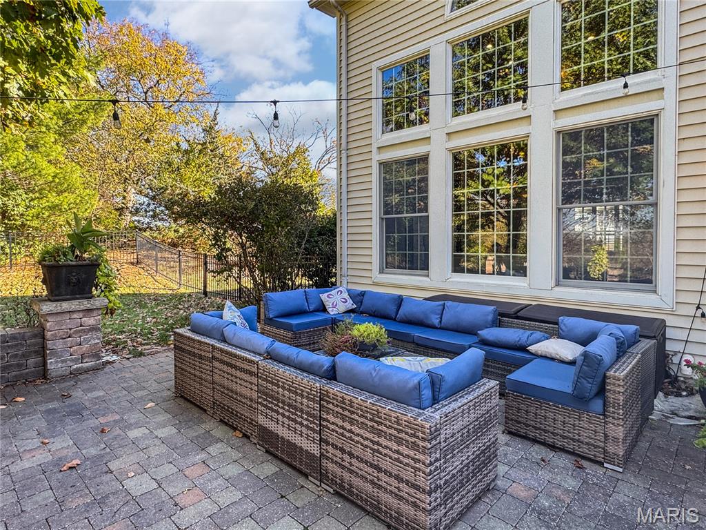 2787 Stonecrest Drive