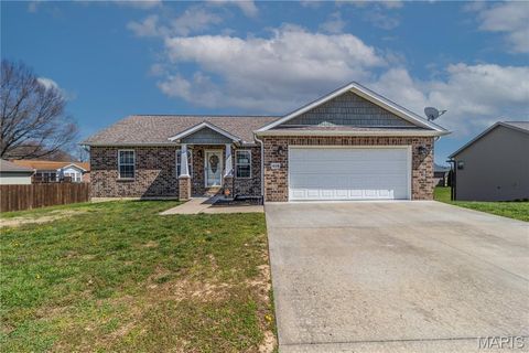 Photo of 418 Hillcrest Drive, Jackson, MO 63755 (MLS # 26016625)