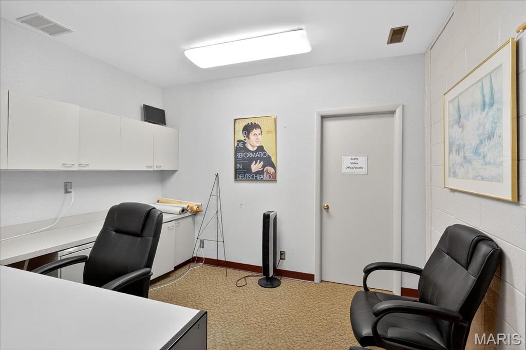 Florissant, Missouri 63033, United States, ,Commercial,Active,180474