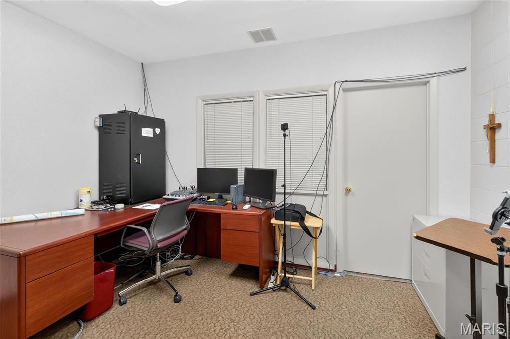 Florissant, Missouri 63033, United States, ,Commercial,Active,180474