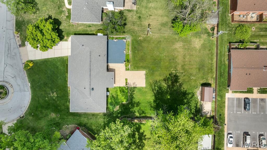 Photo of 56 Lincord Drive, St Louis, MO 63128 (MLS # 26024412)