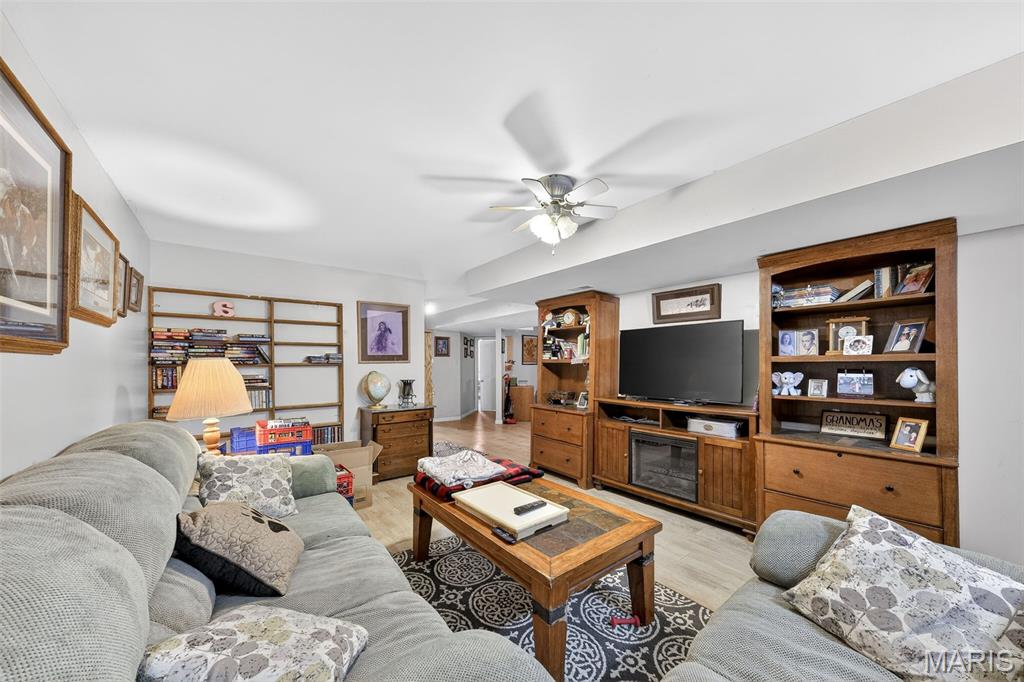 Oak Forest 02 - Residential