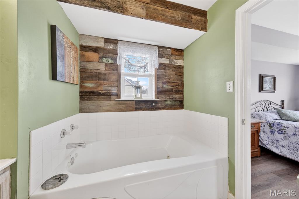 Oak Forest 02 - Residential