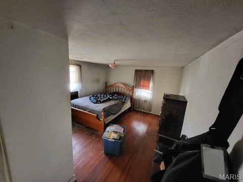 Tiny photo for 1112 Hickam ST, Boonville, MO 65233 (MLS # 26029866)