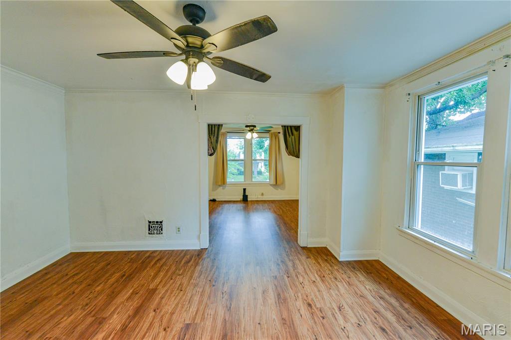 2049 Blendon Pl