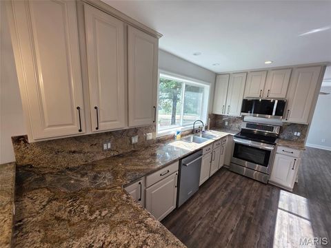 Tiny photo for 1891 4 Mile Road, Washington, MO 63090 (MLS # 25068097)