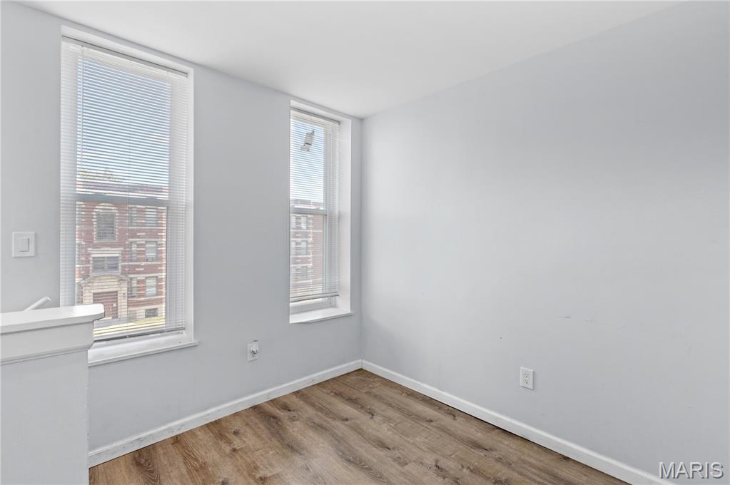 Dwyers Add - Residential Income