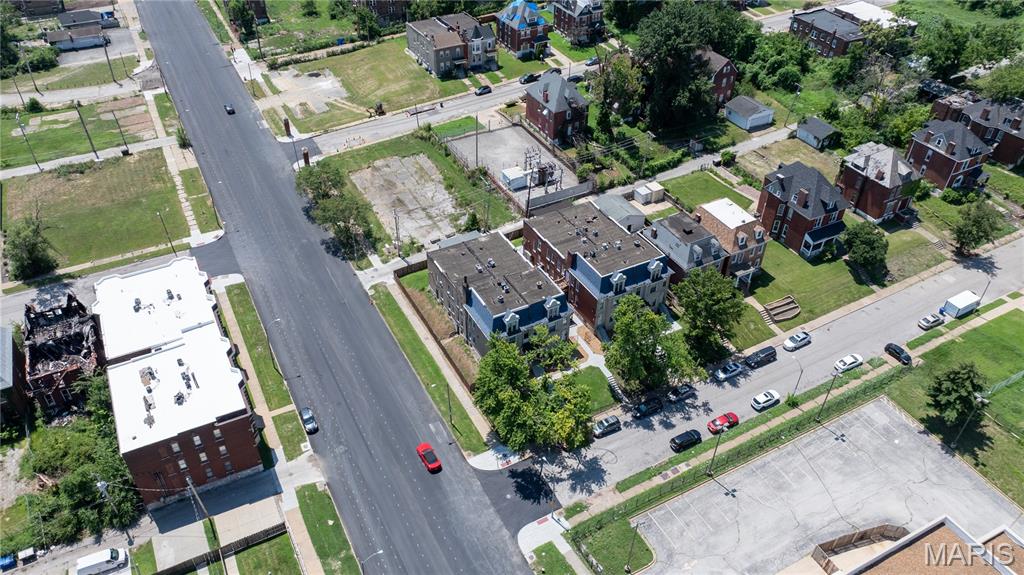 Dwyers Add - Residential Income