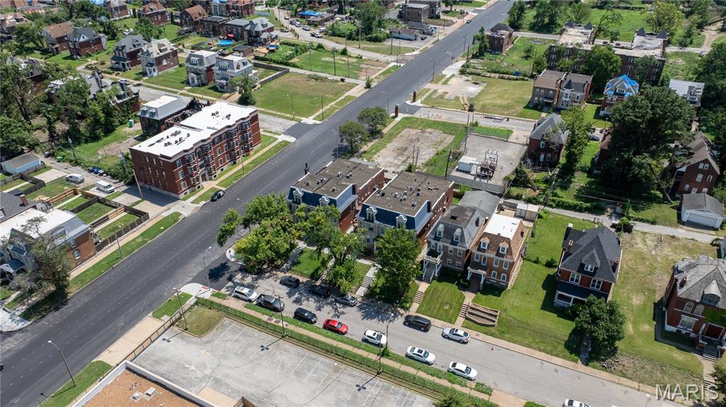 Dwyers Add - Residential Income