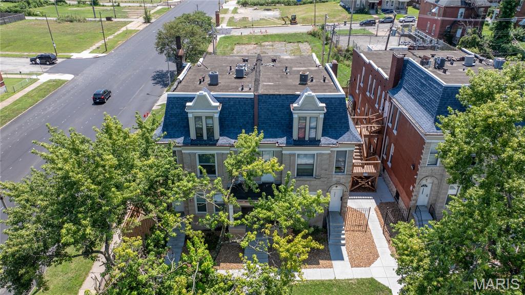 Dwyers Add - Residential Income