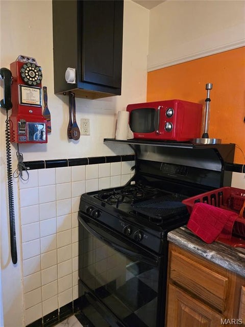 Tiny photo for 8000 Plymouth Court, Berkeley, MO 63134 (MLS # 26058374)