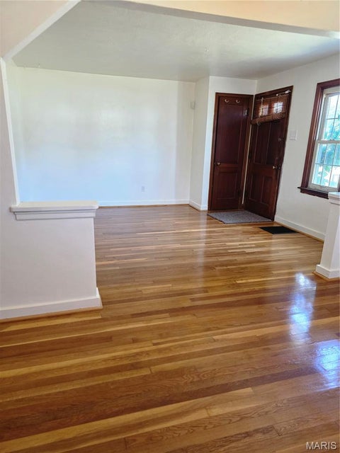 Tiny photo for 8000 Plymouth Court, Berkeley, MO 63134 (MLS # 26058374)