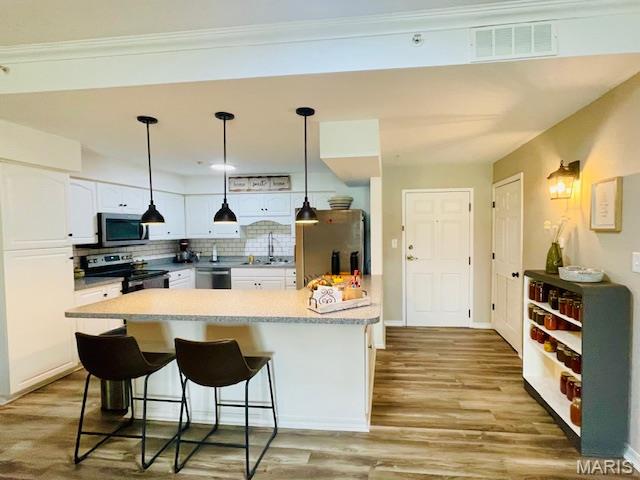 Maingate Condo - Residential