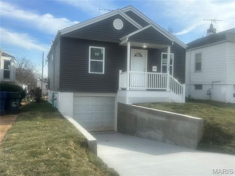 Photo of 1438 Central Avenue, St Louis, MO 63139 (MLS # 25081547)