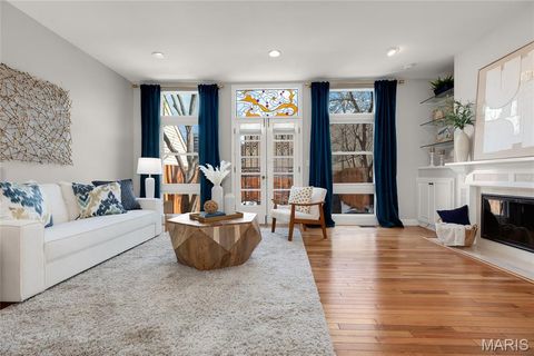 Tiny photo for 112 W Pine Place, St Louis, MO 63108 (MLS # 26003177)