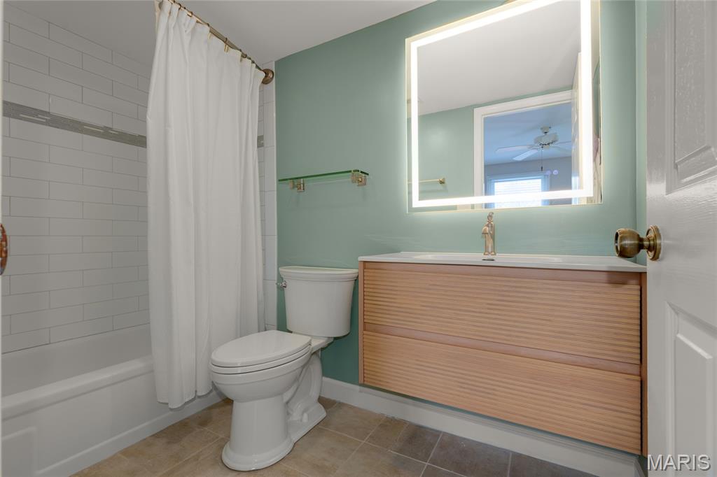 West Pine Place Condos - Residential