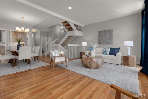 Tiny photo for 112 W Pine Place, St Louis, MO 63108 (MLS # 26003177)