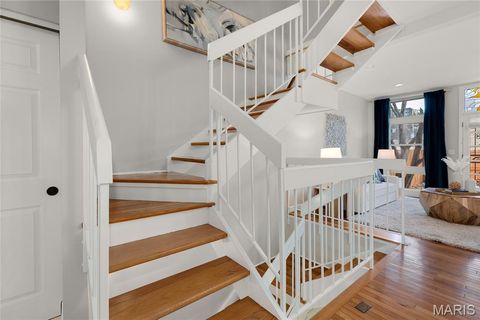 Tiny photo for 112 W Pine Place, St Louis, MO 63108 (MLS # 26003177)