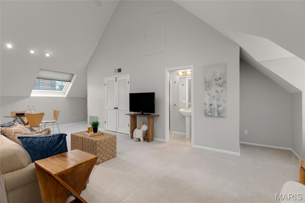 West Pine Place Condos - Residential