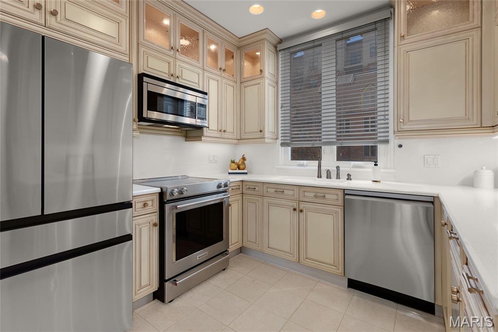 West Pine Place Condos - Residential