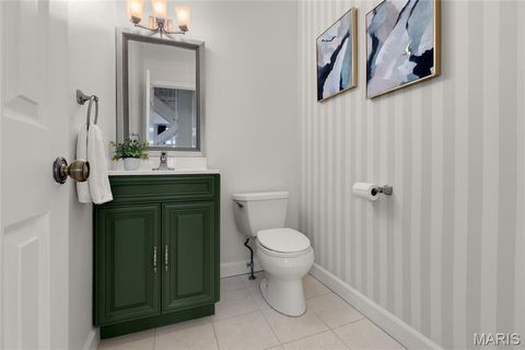 Tiny photo for 112 W Pine Place, St Louis, MO 63108 (MLS # 26003177)