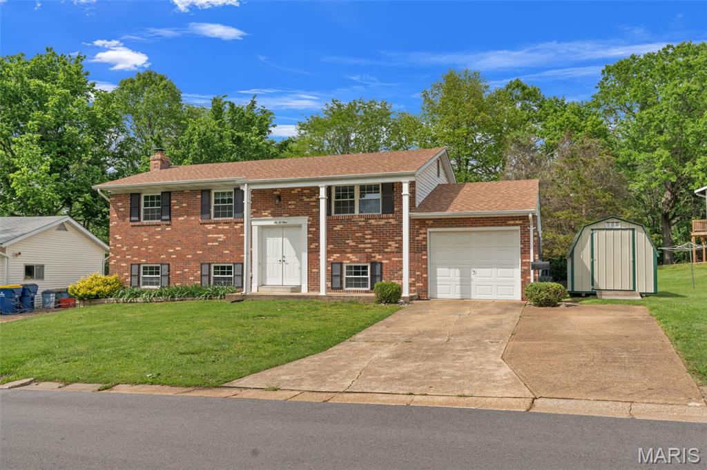 Hyde Park Manor - Residential
