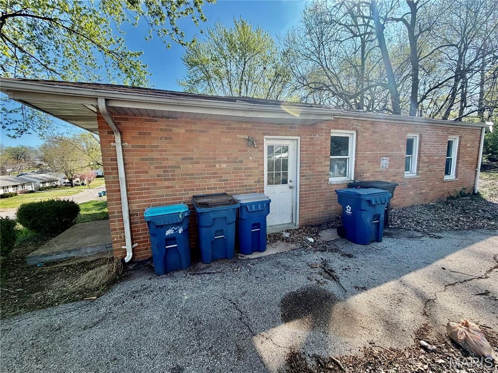 Photo of 8870 Saint Cyr Drive, St Louis, MO 63136 (MLS # 26021675)