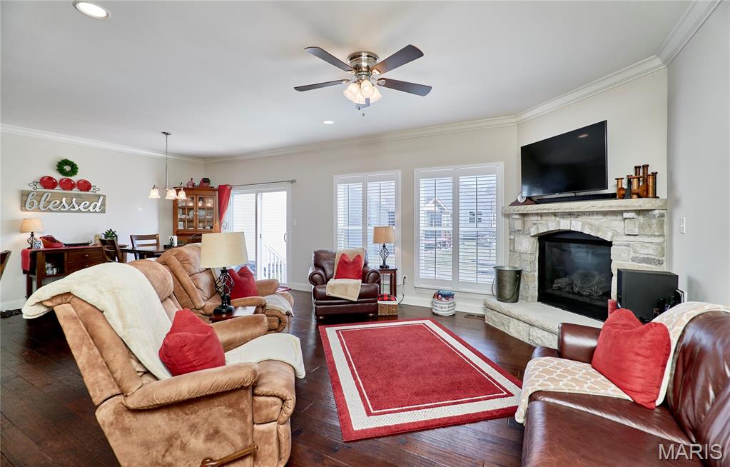 Villas At Ridgepointe #4 - Residential