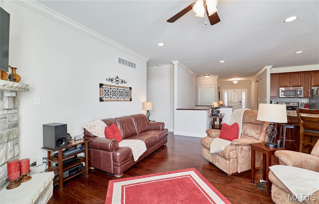 Villas At Ridgepointe #4 - Residential