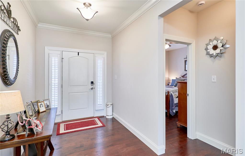 935 Ridgepointe Place Circle