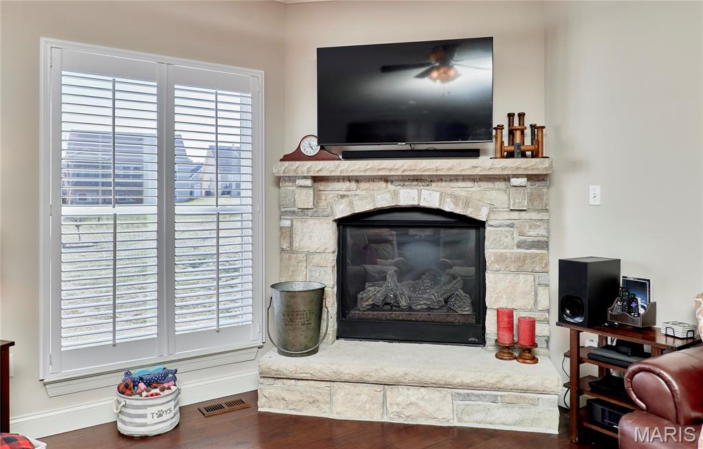 Villas At Ridgepointe #4 - Residential