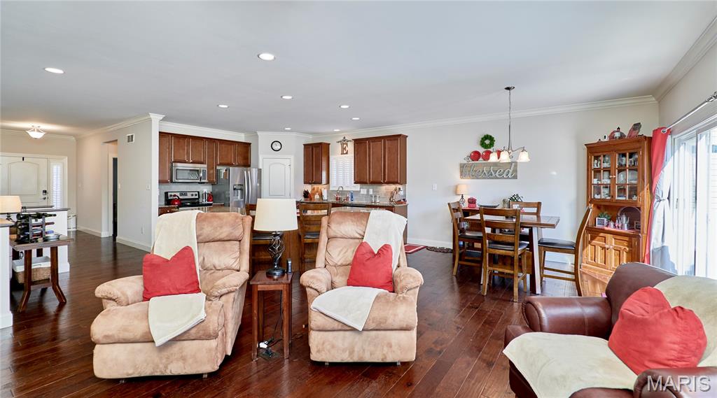 Villas At Ridgepointe #4 - Residential