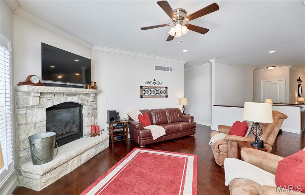 Villas At Ridgepointe #4 - Residential