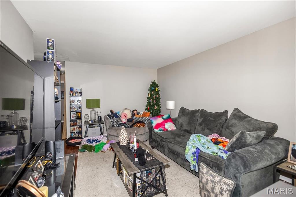 5239 Ville Anita Court