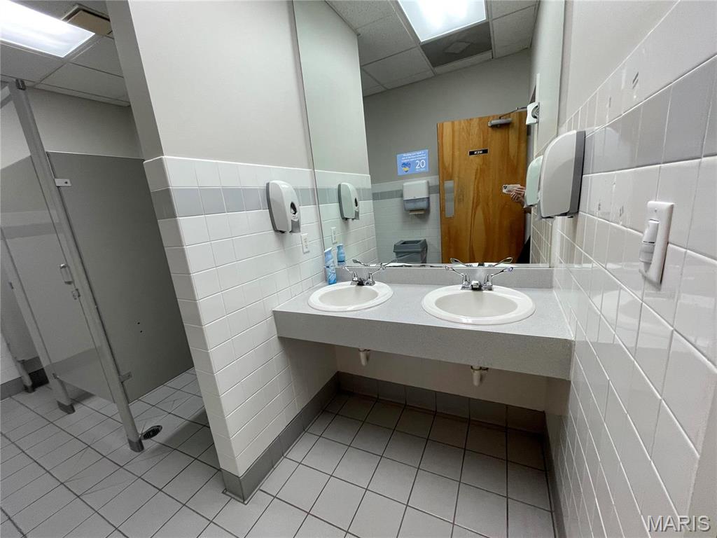 Regency Plaza #2 - Commercial Sale