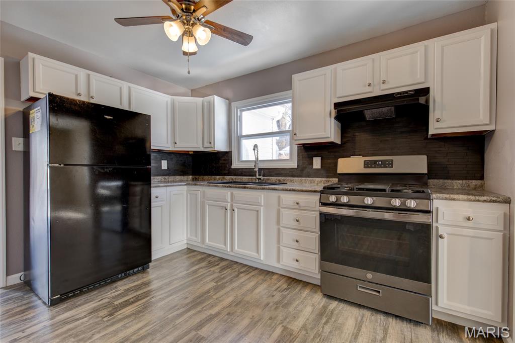 1351 Brushey Grove Avenue