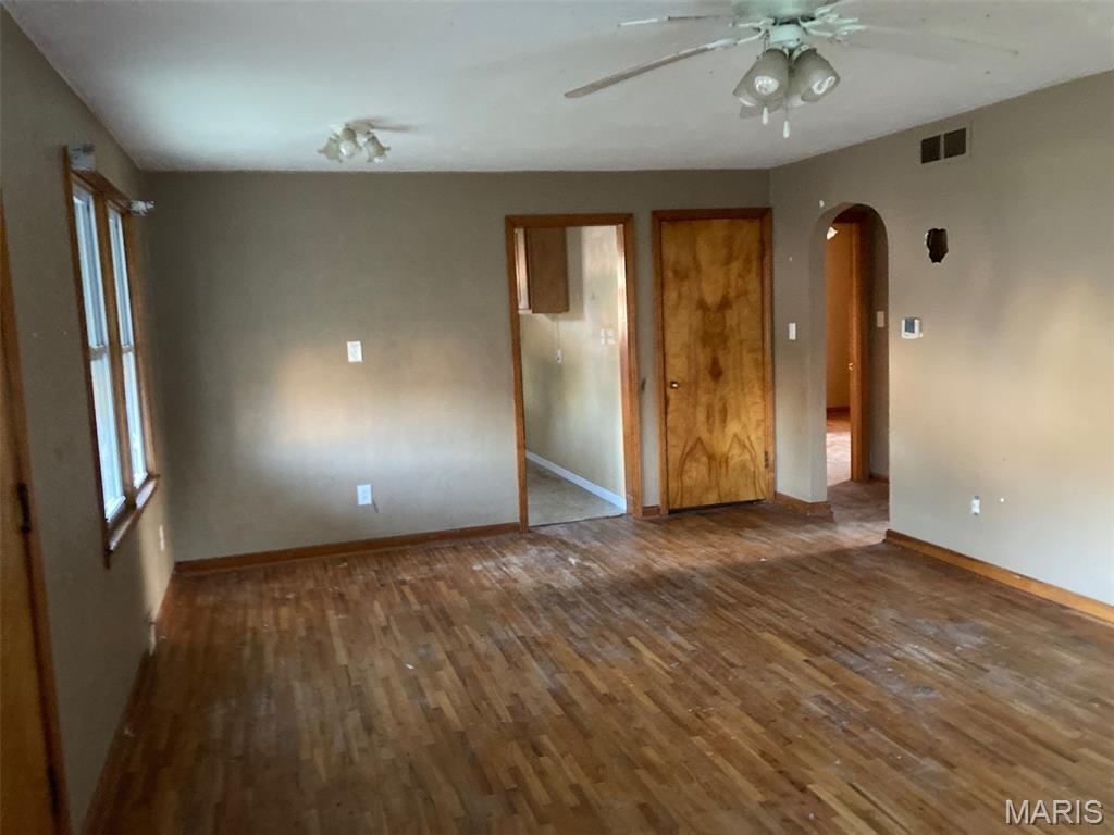Photo of 322 S Gravois Avenue, Tipton, MO 65081 (MLS # 26068110)