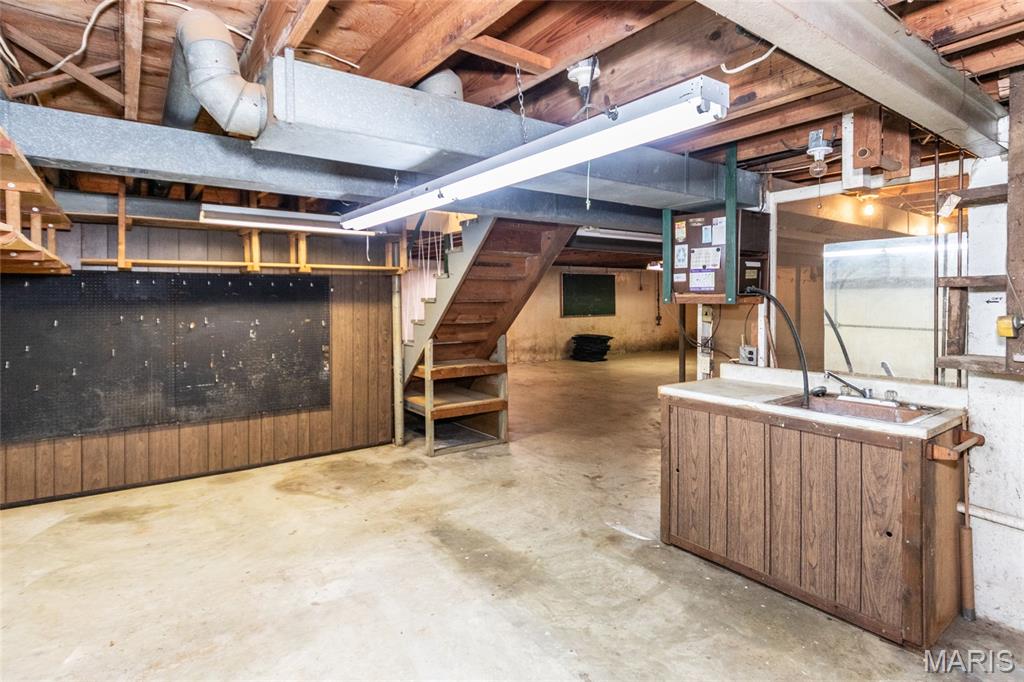 St Louis, Missouri 63141, United States, 3 Bedrooms Bedrooms, ,2 BathroomsBathrooms,Residential,Pending,208790