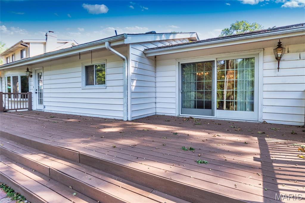 St Louis, Missouri 63141, United States, 3 Bedrooms Bedrooms, ,2 BathroomsBathrooms,Residential,Pending,208790