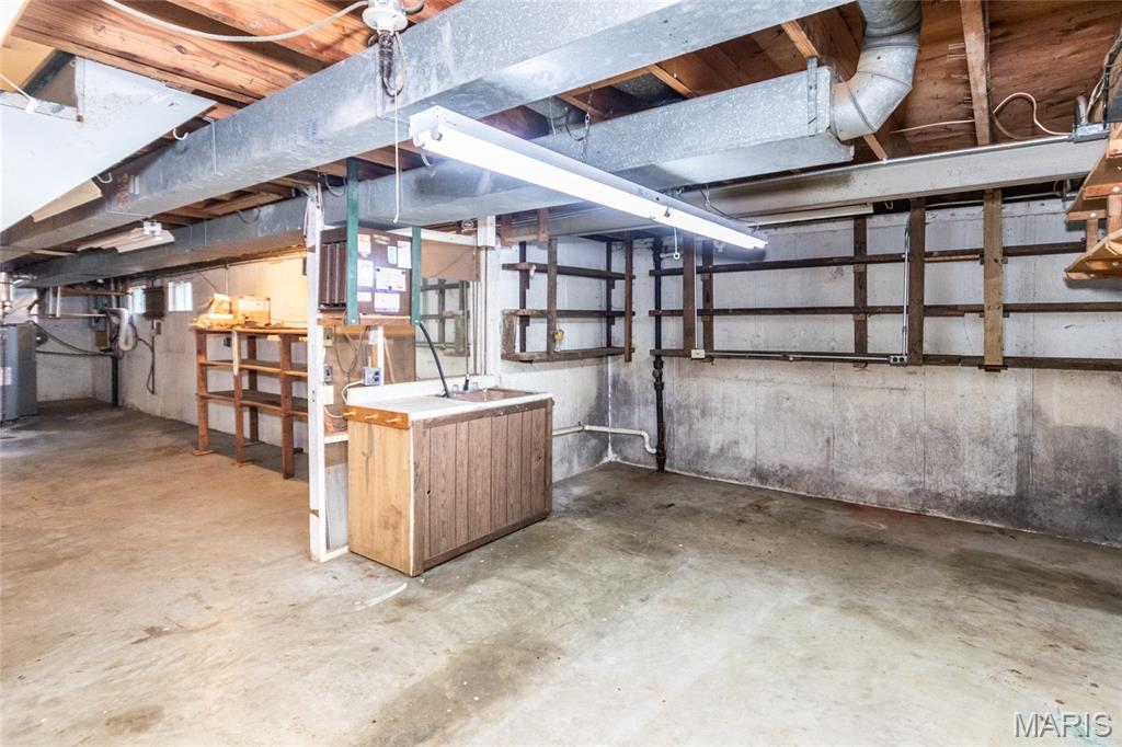 St Louis, Missouri 63141, United States, 3 Bedrooms Bedrooms, ,2 BathroomsBathrooms,Residential,Pending,208790