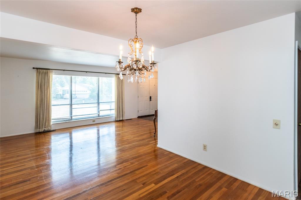 St Louis, Missouri 63141, United States, 3 Bedrooms Bedrooms, ,2 BathroomsBathrooms,Residential,Pending,208790