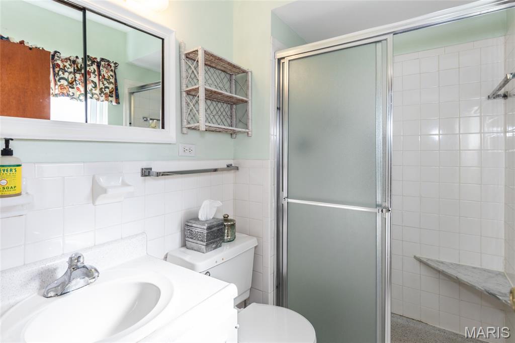 St Louis, Missouri 63141, United States, 3 Bedrooms Bedrooms, ,2 BathroomsBathrooms,Residential,Pending,208790