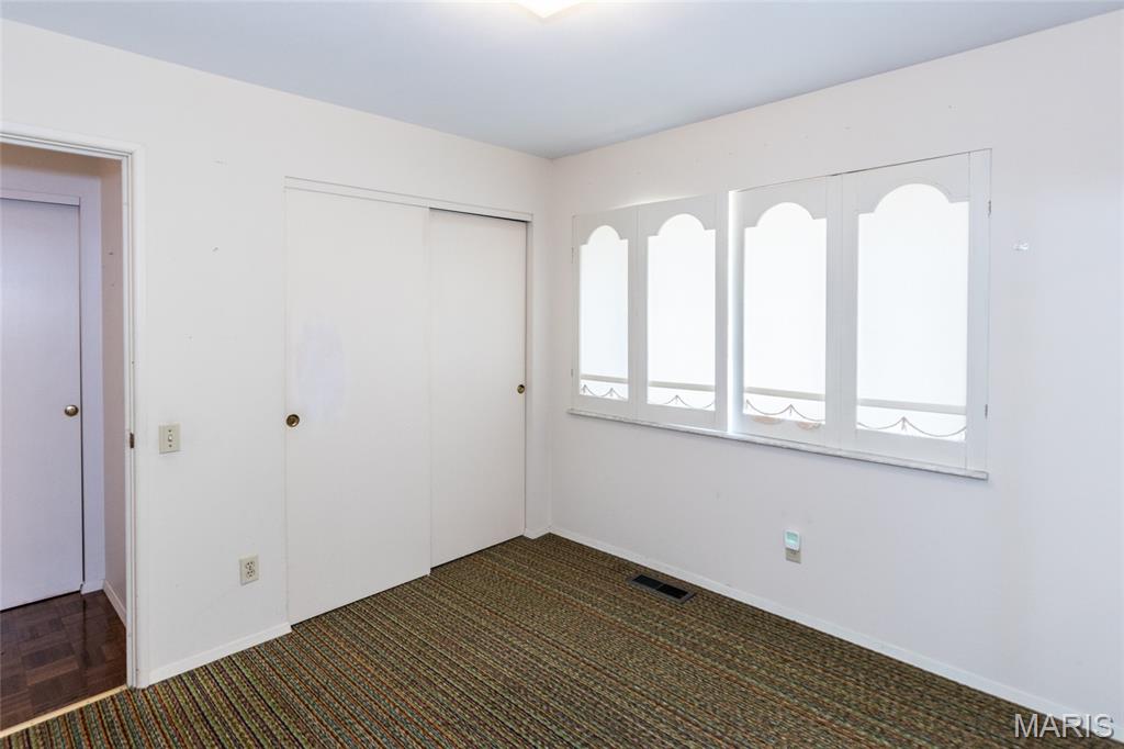 St Louis, Missouri 63141, United States, 3 Bedrooms Bedrooms, ,2 BathroomsBathrooms,Residential,Pending,208790