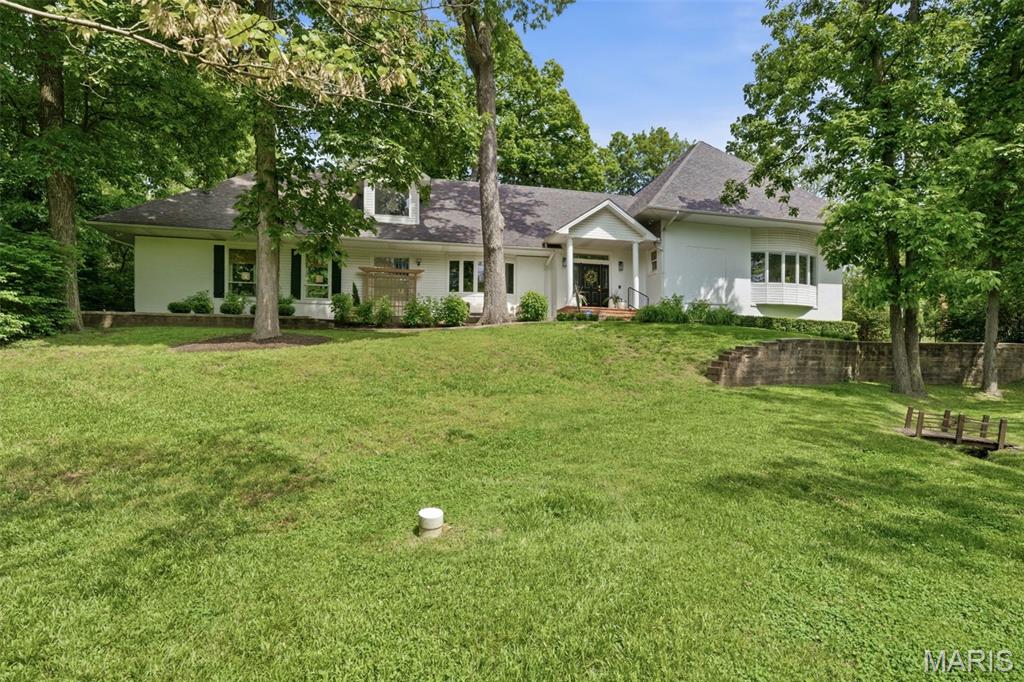 Town & Country Manor - Residential