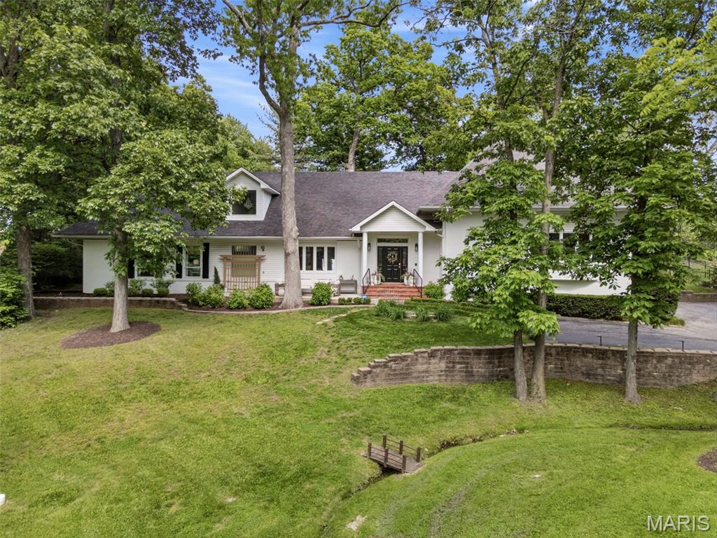 Town & Country Manor - Residential