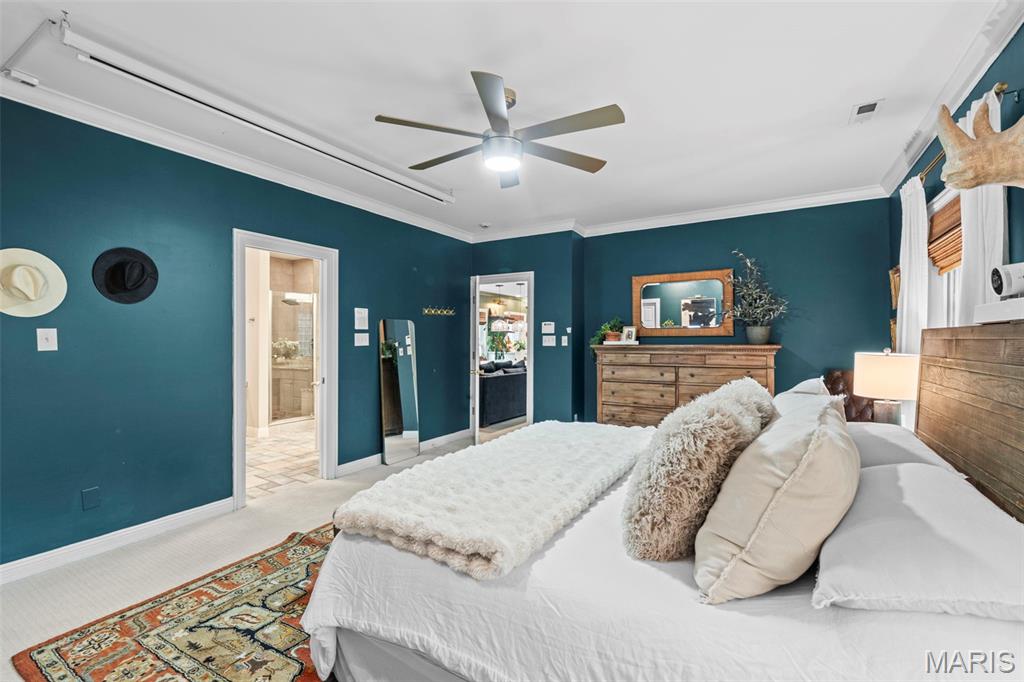 Town & Country Manor - Residential