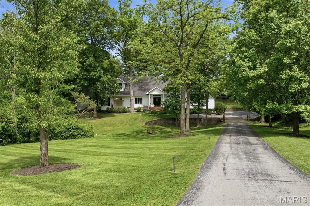 Town & Country Manor - Residential