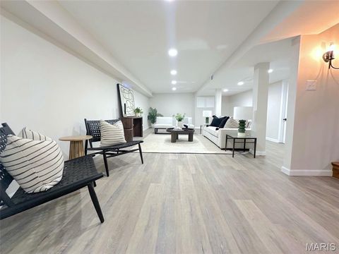 Tiny photo for 582 Brookhaven Court, Kirkwood, MO 63122 (MLS # 26007488)