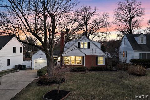 Tiny photo for 582 Brookhaven Court, Kirkwood, MO 63122 (MLS # 26007488)