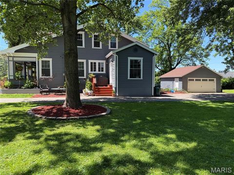 Tiny photo for 9445 Big Bend Boulevard, Webster Groves, MO 63119 (MLS # 26030578)